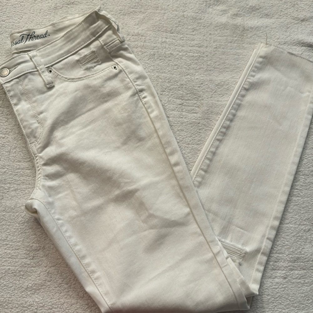 Universal Thread White Jeans